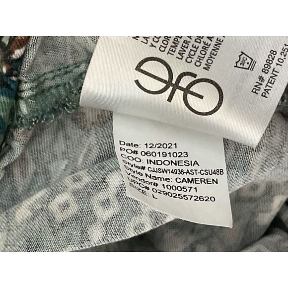 Jessica Simpson Soft Printed Tummy Control Pants LG - Picture 11 of 11